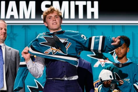 Sharks update: Karlsson stays put (for now), RFA and UFA decisions loom, Smith’s timeline